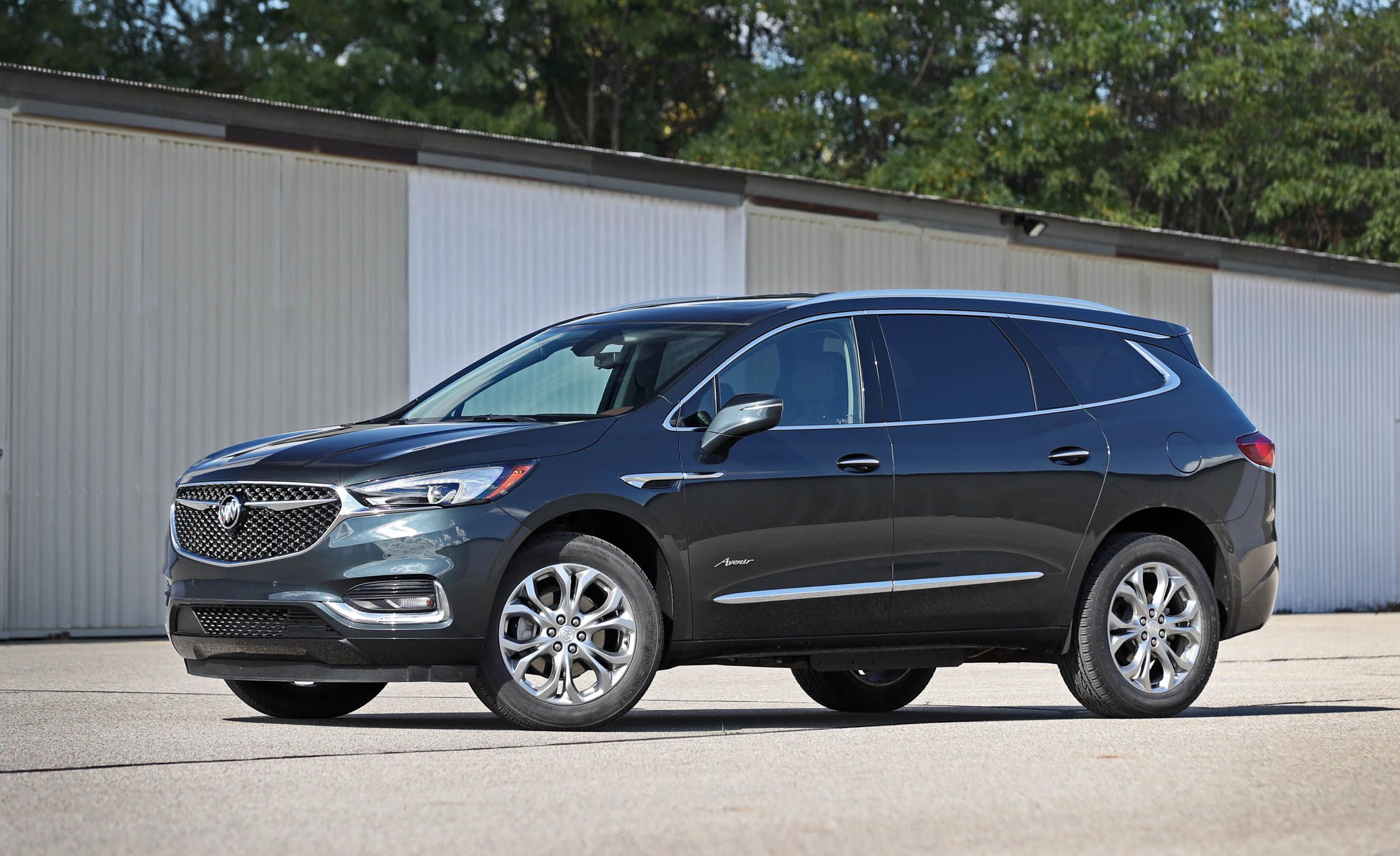 2019 Buick Enclave Reviews Price Photos And Specs 2019 Buick Enclave Reviews Price Photos And Specs Car Driver