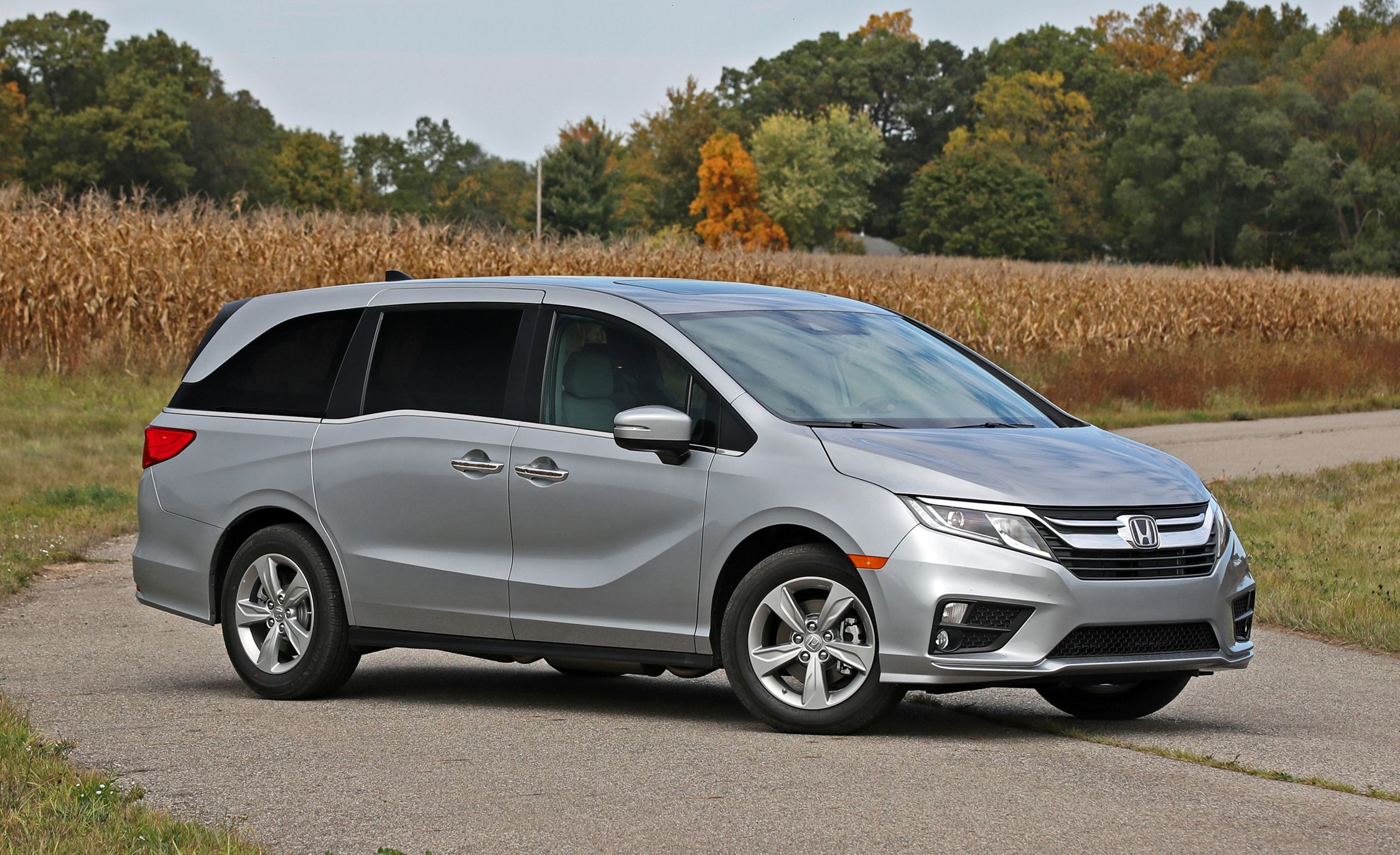 Honda Odyssey Reviews Price Photos And Specs Car Honda Odyssey Reviews Price Photos And Specs Car Driver