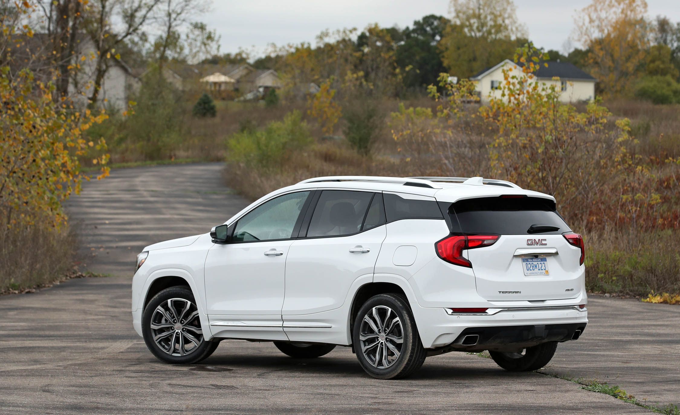 2019 Gmc Terrain Reviews Price Photos And Specs