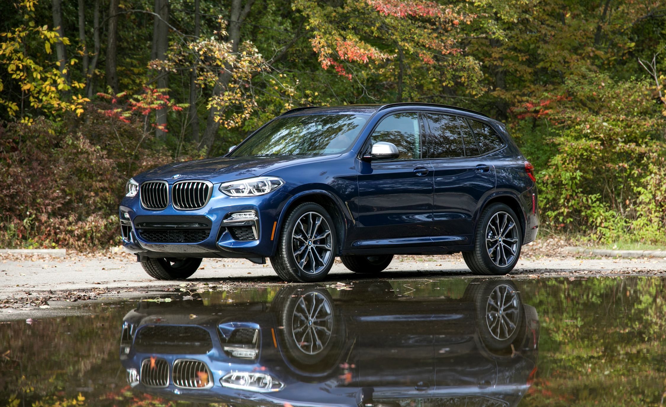 BMW X3 Reviews | BMW X3 Price, Photos, and Specs | Car and Driver