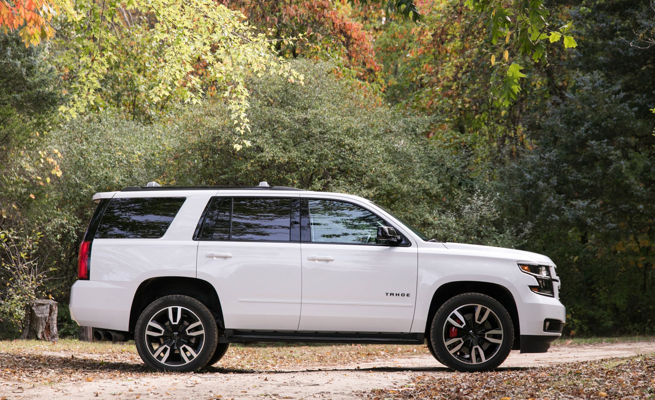 2020 Chevrolet Tahoe Reviews Price Photos And 2020 Chevrolet Tahoe Reviews Price Photos And Specs Car Driver