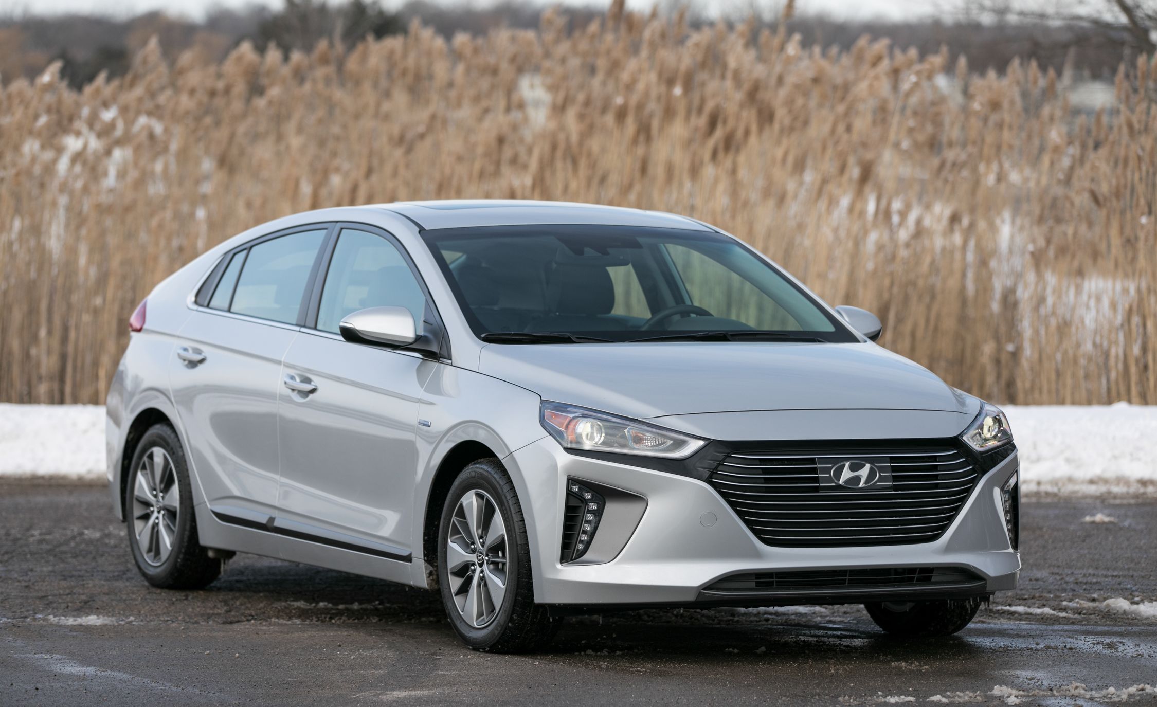 2019 Hyundai Ioniq Reviews Price Photos And Specs 2019 Hyundai Ioniq Reviews Price Photos And Specs Car Driver