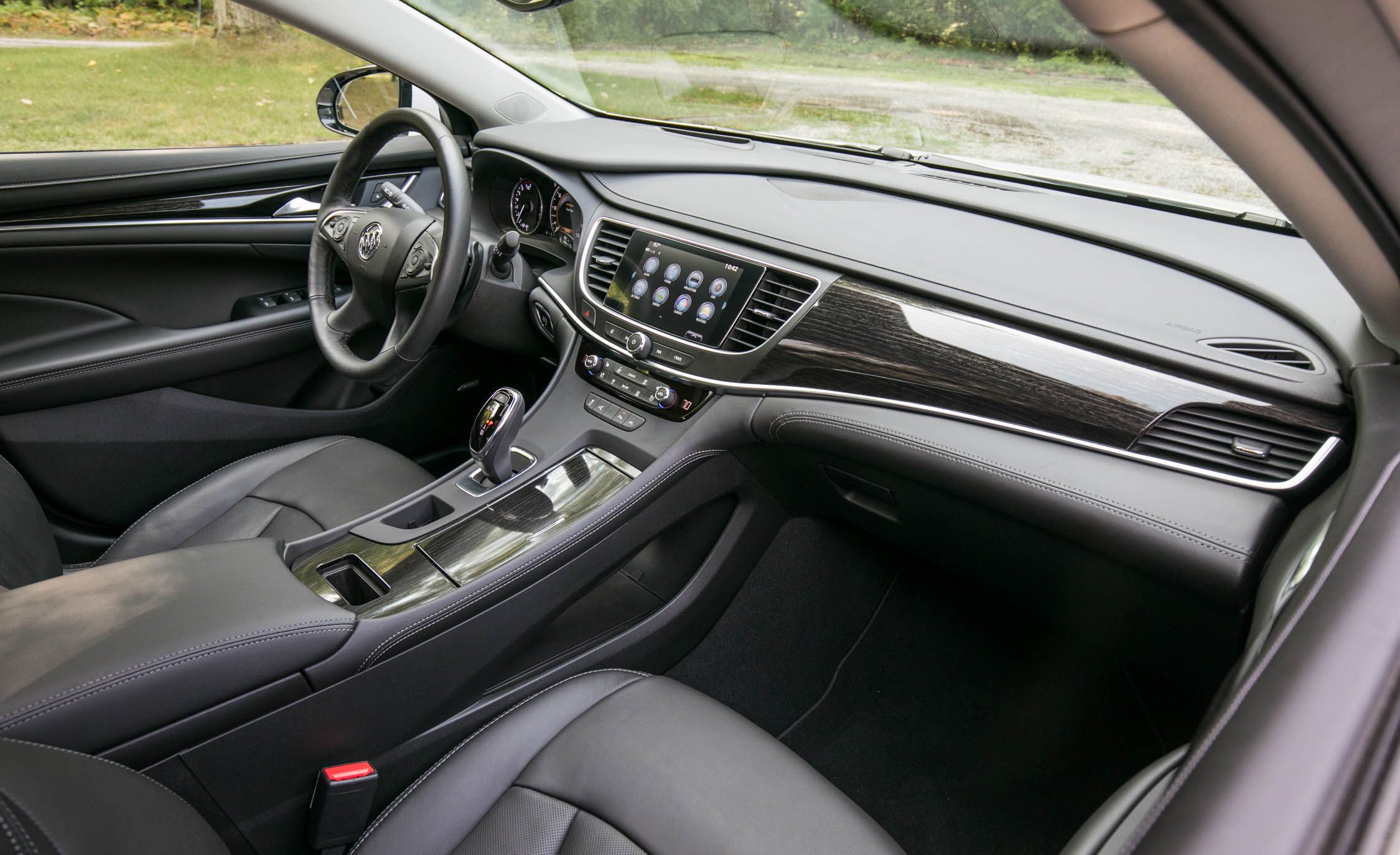 Buick LaCrosse: Lap-Shoulder Belt Buick LaCrosse: Lap-Shoulder Belt