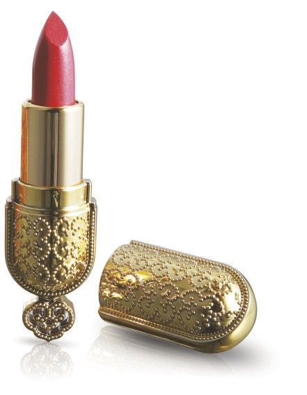 Lipstick, Cosmetics, Red, Beauty, Glitter, Material property, Beige, Fashion accessory, Ammunition, Nail polish, 