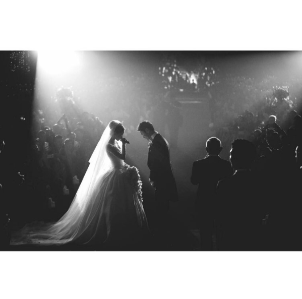 Bridal veil, Veil, Bridal clothing, Photograph, Bride, Wedding dress, Dress, Gown, Formal wear, Suit, 