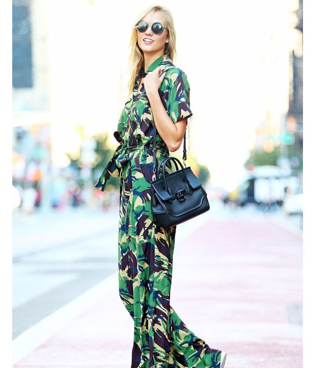 Eyewear, Green, Shoulder, Bag, Sunglasses, Joint, Outerwear, Camouflage, Style, Pattern, 