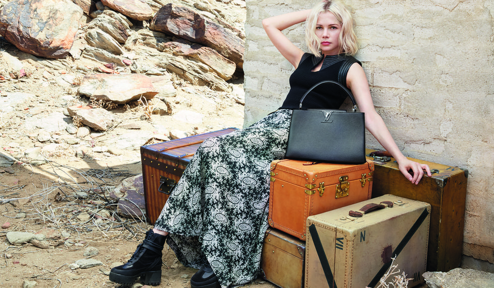 Bag, Street fashion, Blond, Box, Baggage, Boot, Shoulder bag, Briefcase, Model, 