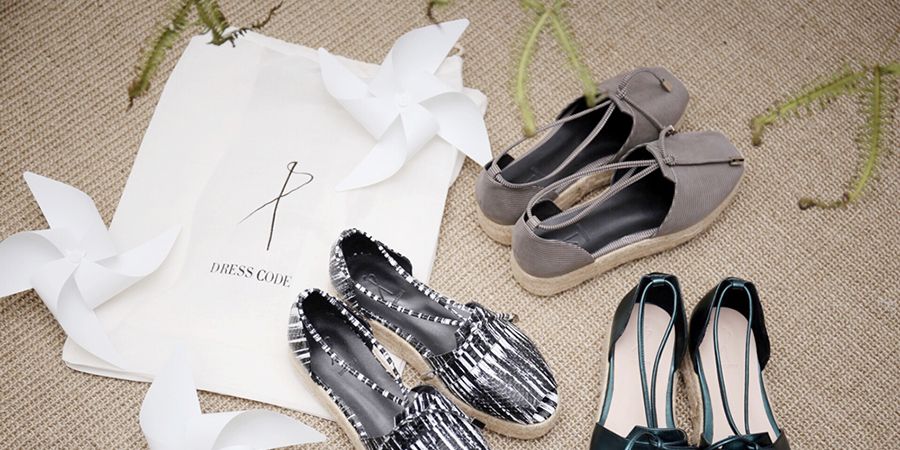 Footwear, Product, Shoe, White, Fashion, Black, Grey, Tan, Dress shoe, Leather, 
