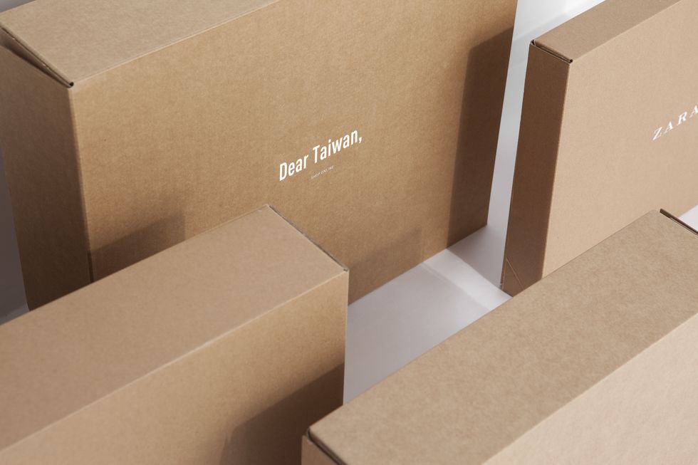 Brown, Tan, Beige, Cardboard, Carton, Packing materials, Paper product, 