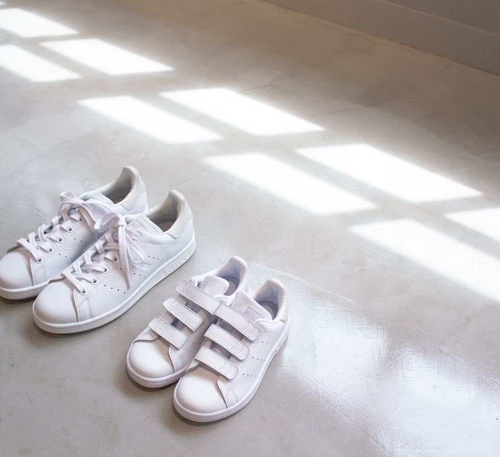 Footwear, Product, Shoe, White, Athletic shoe, Floor, Line, Light, Walking shoe, Grey, 