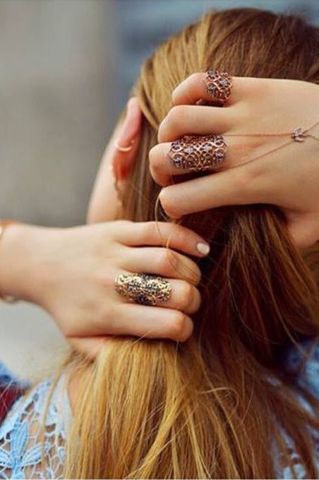 Finger, Brown, Hairstyle, Skin, Hand, Wrist, Nail, Style, Long hair, Beauty, 