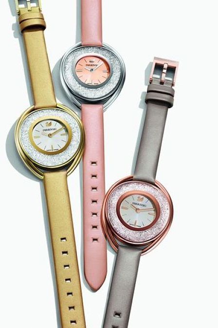 Product, Metal, Analog watch, Steel, Khaki, Watch, Beige, Tan, Material property, Watch accessory, 