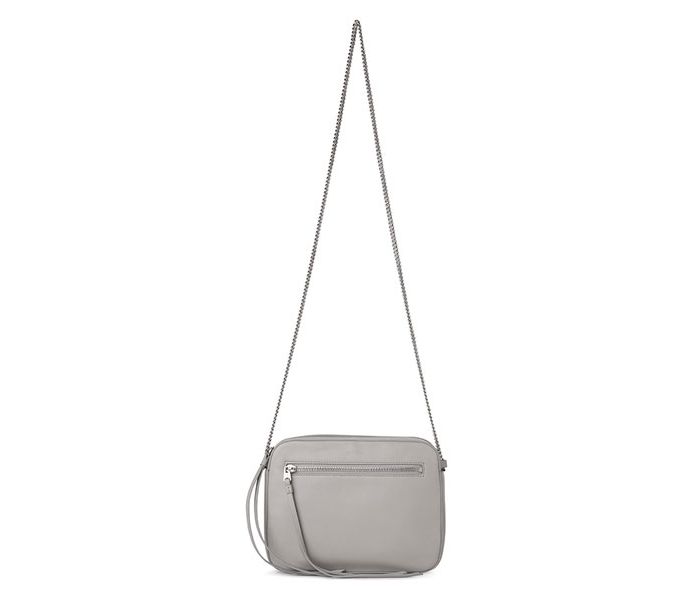 Product, White, Style, Fashion accessory, Bag, Shoulder bag, Grey, Beige, Metal, Material property, 