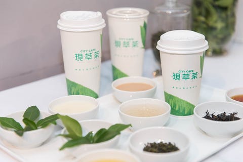 這一杯現在紅翻了 7 11 現萃珍珠 系列 想喝什麼茶自己搭