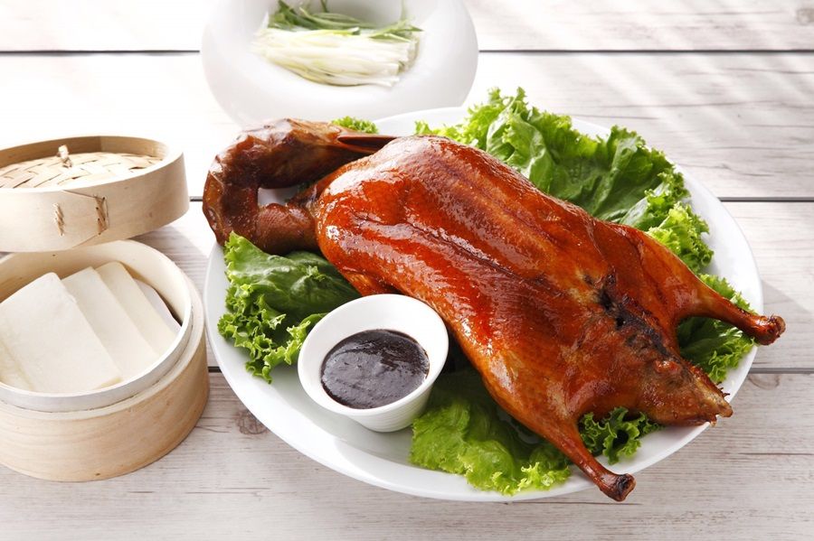 Dish, Food, Cuisine, Ingredient, Meat, Peking duck, Roasting, Produce, Tandoori chicken, Chinese food, 