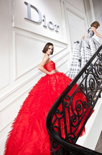 Clothing, Dress, Red, Formal wear, Style, Gown, Fashion model, One-piece garment, Fashion, Beauty, 