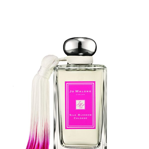 Liquid, Fluid, Product, Perfume, Bottle, Glass, Glass bottle, Style, Pink, Magenta, 
