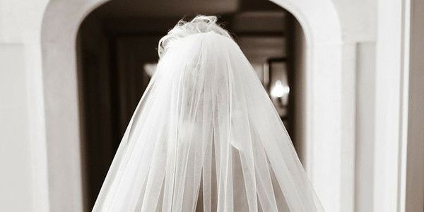 Clothing, Bridal veil, Bridal clothing, Veil, Bridal accessory, Dress, Textile, Wedding dress, Photograph, White, 