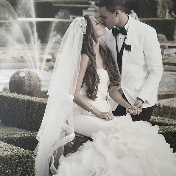 Clothing, Bridal clothing, Dress, Bride, Photograph, Outerwear, Wedding dress, White, Happy, Bridal veil, 