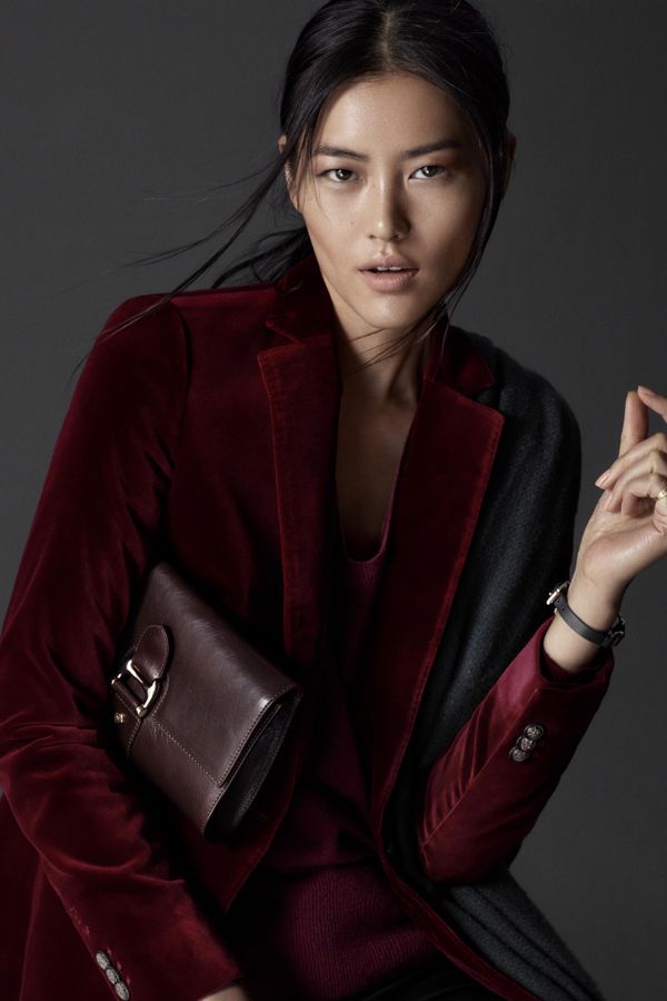 Lip, Sleeve, Collar, Textile, Hand, Red, Jacket, Wrist, Leather, Fashion, 