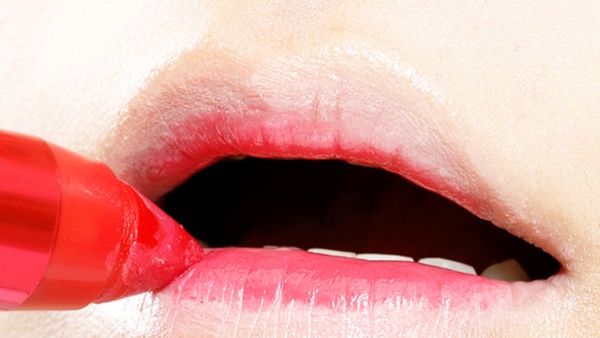 Lip, Finger, Skin, Pink, Red, Nail, Eyelash, Magenta, Lipstick, Organ, 