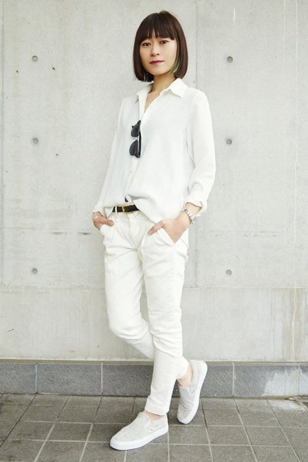 Product, Sleeve, Collar, Outerwear, White, Style, Dress shirt, Formal wear, Bangs, Fashion, 