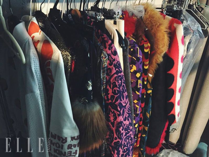 Textile, Clothes hanger, Fashion, Retail, Natural material, Fur clothing, Fur, Collection, Fashion design, Boutique, 