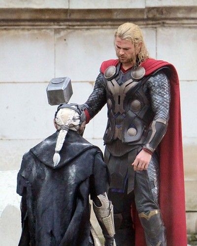 Costume, Armour, Cloak, Sculpture, Fictional character, Thor, Knight, Costume design, Acting, Boot, 