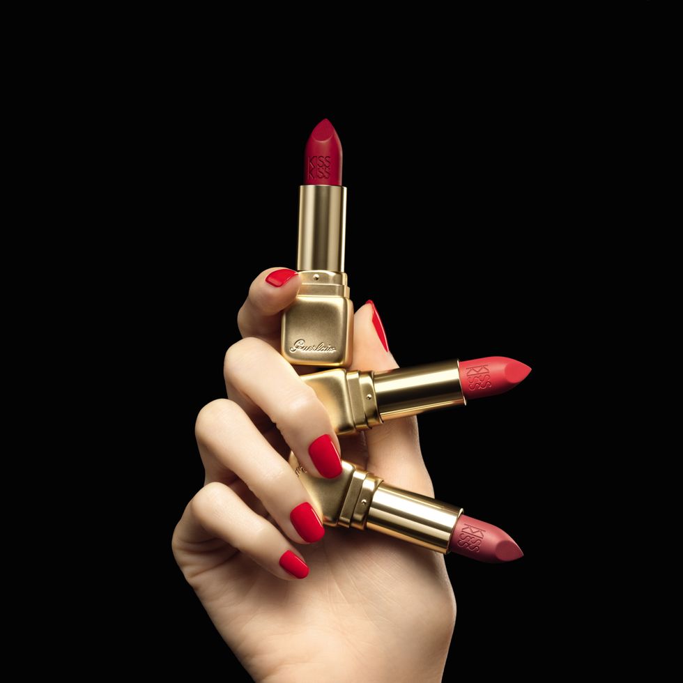 Finger, Red, Hand, Lip, Nail, Lipstick, Gesture, Material property, Thumb, Ammunition, 