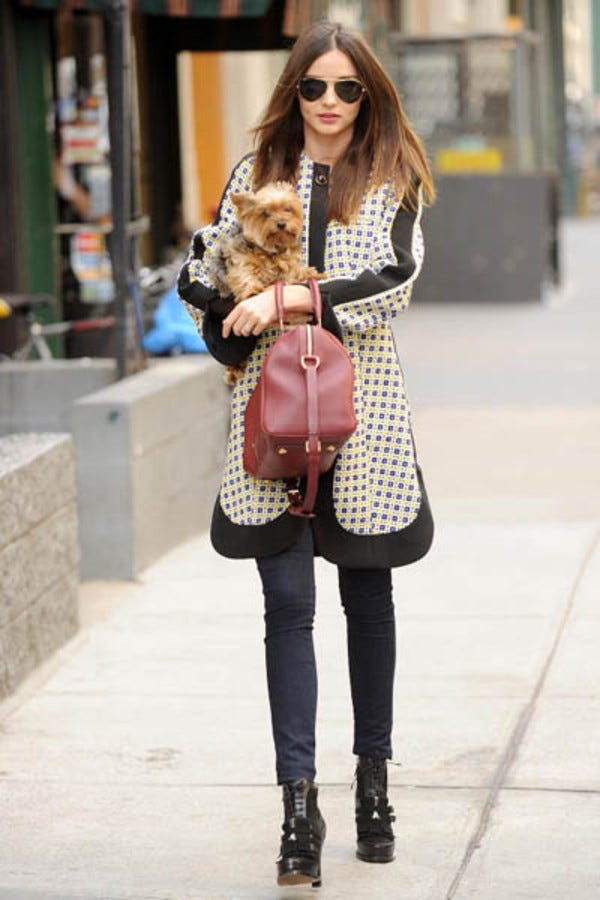 Clothing, Brown, Shoulder, Textile, Bag, Joint, Outerwear, Sunglasses, Style, Street fashion, 