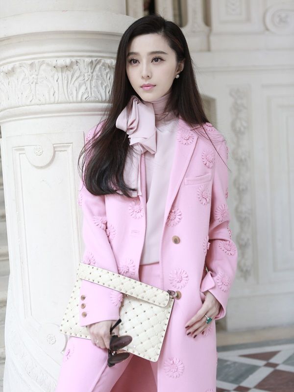Clothing, Coat, Collar, Sleeve, Textile, Outerwear, Pink, Formal wear, Style, Dress shirt, 
