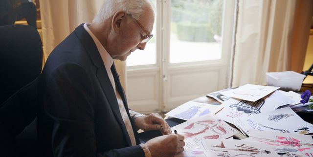 奧黛麗赫本摯友，時尚設計師Hubert de Givenchy 紀梵希先生繪製手稿