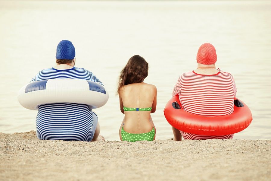 Leisure, Hat, People in nature, Sitting, Back, Summer, Sand, Headgear, Vacation, People on beach, 