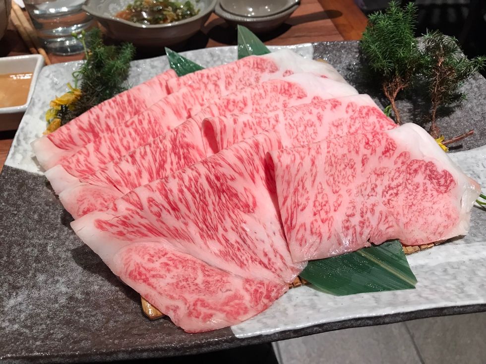 Dish, Food, Cuisine, Kobe beef, Shabu-shabu, Matsusaka beef, Red meat, Beef, Yakiniku, Meat, 