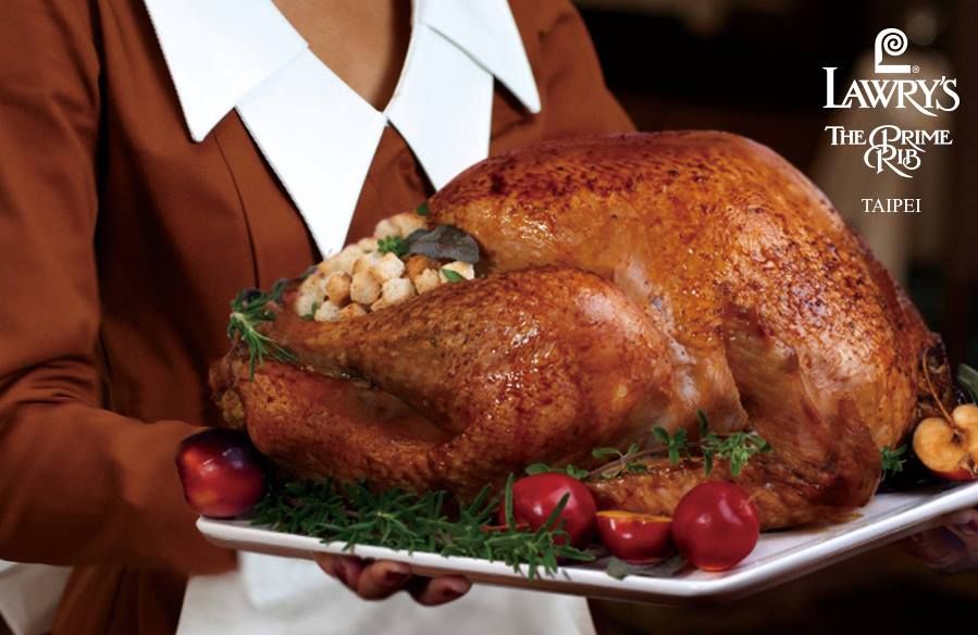 Turkey meat, Hendl, Food, Roast goose, Dish, Roasting, Turducken, Drunken chicken, Thanksgiving dinner, Cuisine, 