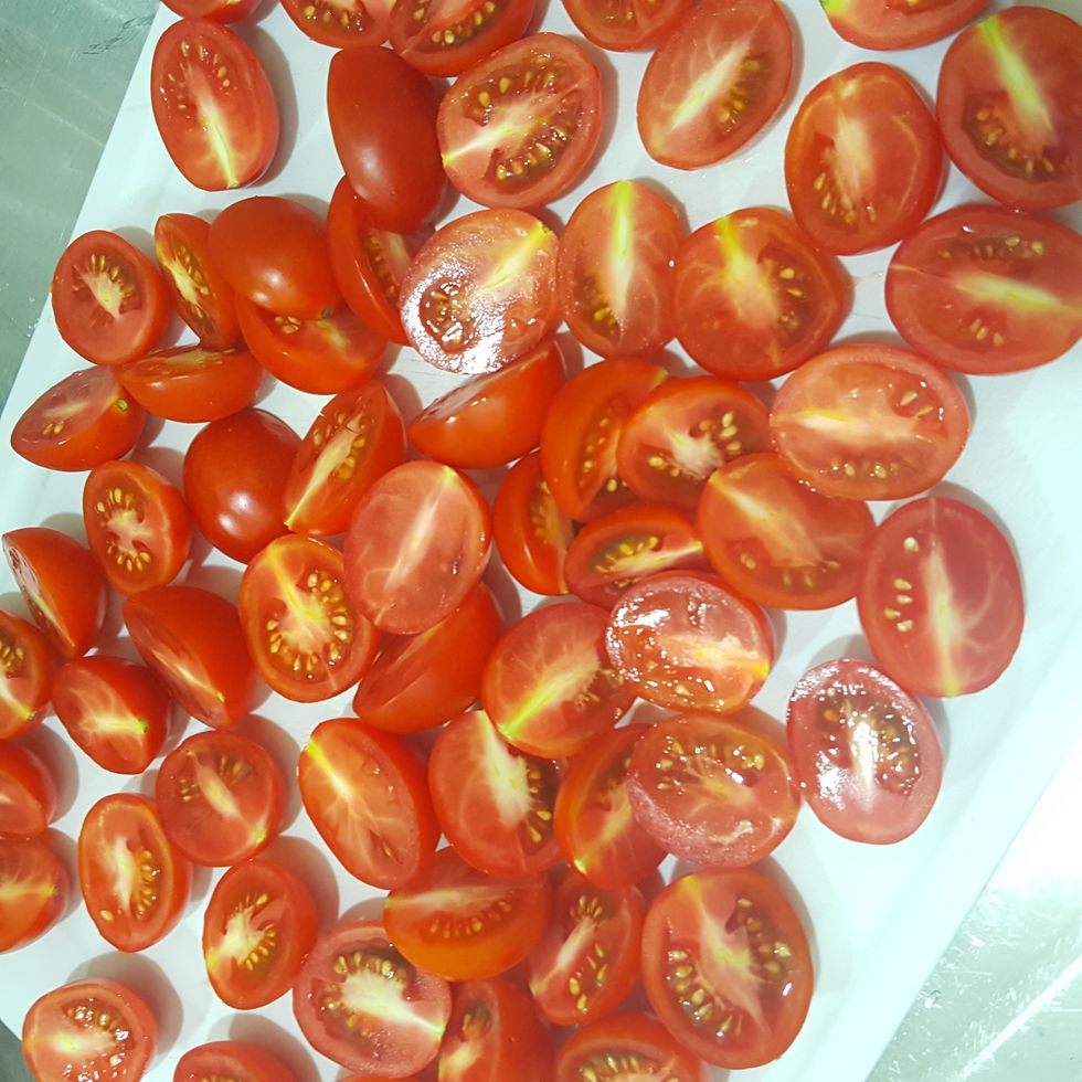 Fluid, Food, Tomato, Produce, Plum tomato, Bush tomato, Vegetable, Cherry Tomatoes, Nightshade family, Solanum, 