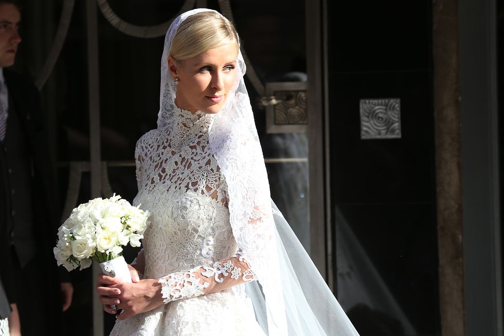 Clothing, Bridal veil, Bridal clothing, Veil, Dress, Photograph, Bride, Bridal accessory, Wedding dress, Petal, 