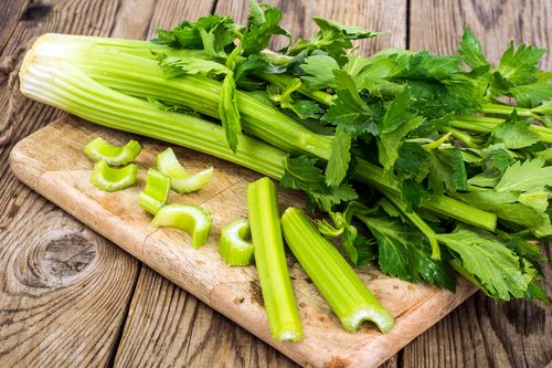 Vegetable, Food, Leaf vegetable, Celery, Ingredient, Choy sum, Plant, Produce, Komatsuna, Culantro, 