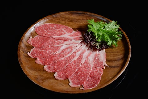 來自熊本 和牛界的霸主 台南晶英酒店引進 日本頂級和王 火鍋 鐵板燒 丼飯多種吃法大飽口福 來自熊本 和牛界的霸主 台南晶英酒店引進 日本頂級和王 火鍋 鐵板燒 丼飯多種吃法大飽口福