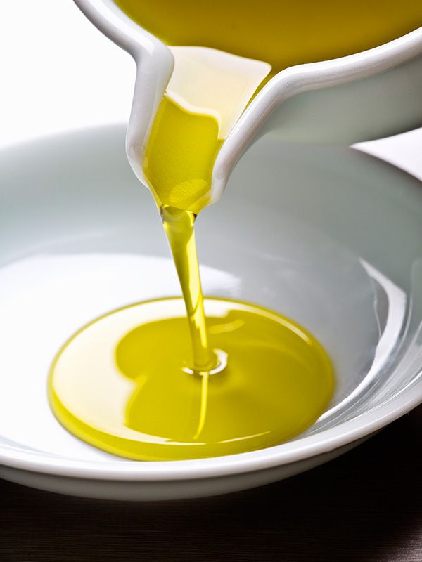 Liquid, Yellow, Fluid, Serveware, Ingredient, Oil, Dishware, Kitchen utensil, Mustard oil, Condiment, 