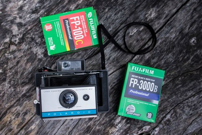 polaroid 210 land camera battery