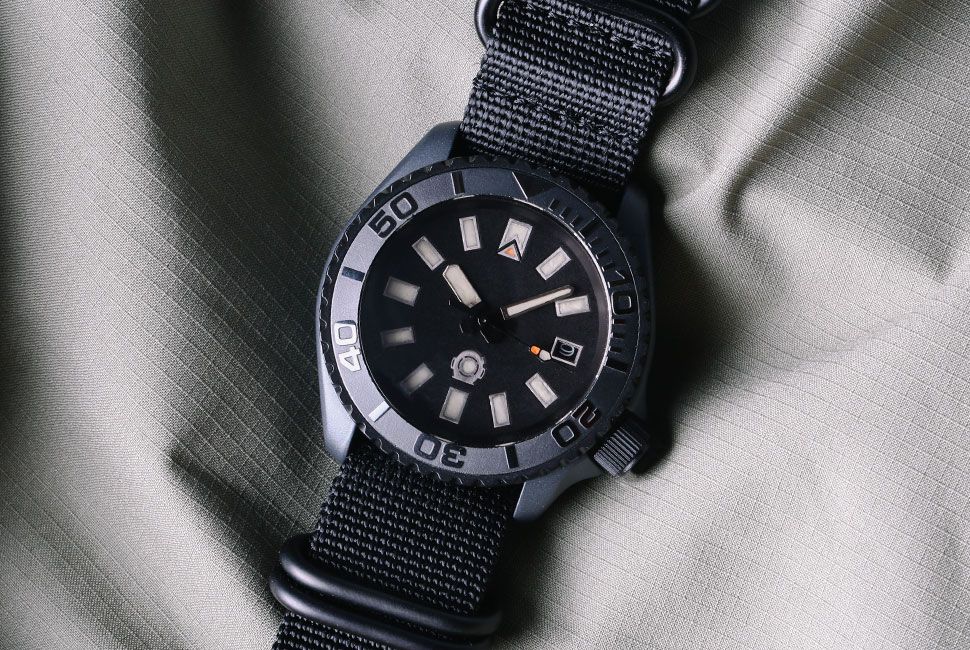 Best Watch Mods of the Seiko SKX007 Dive Watch - Gear Patrol