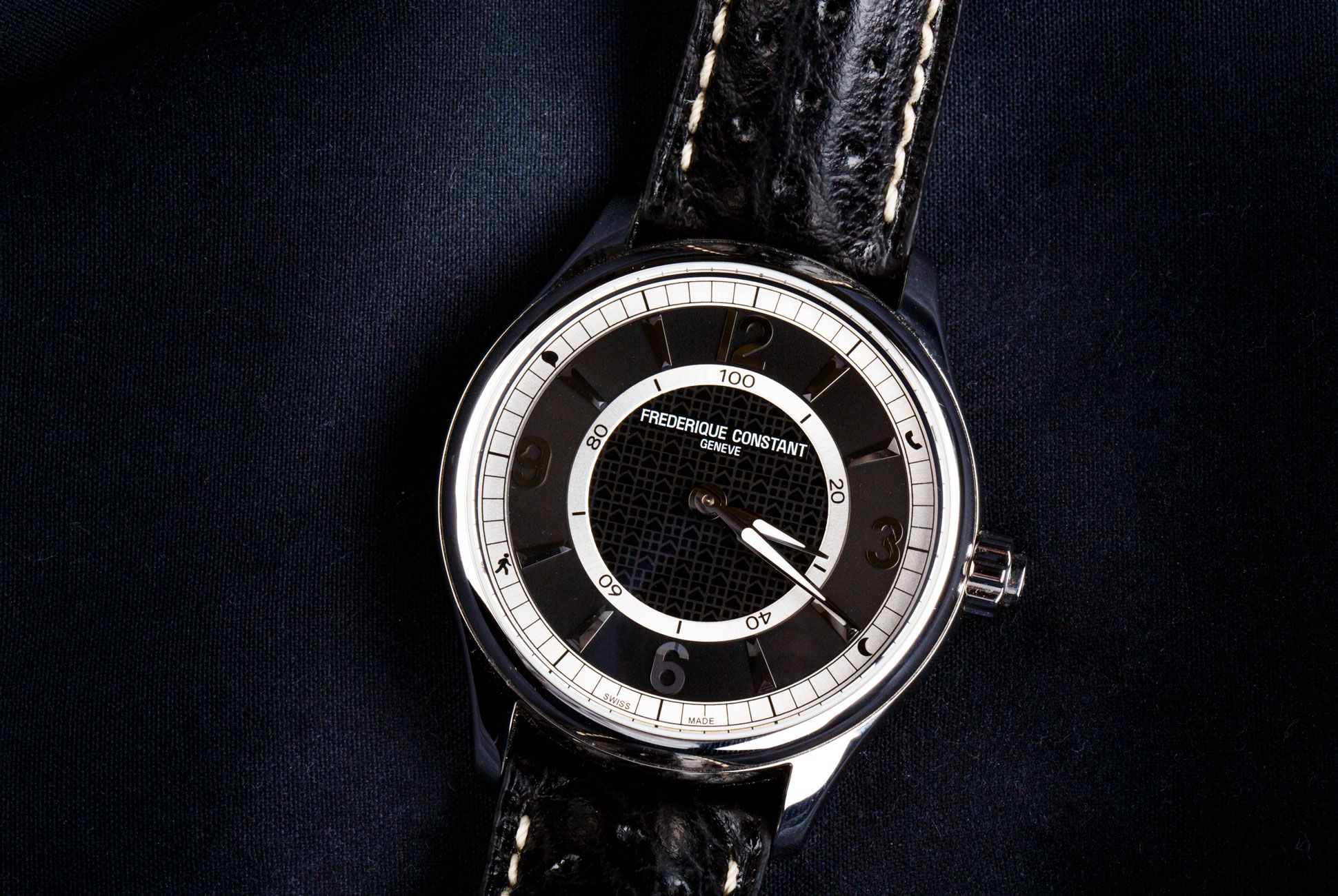 hybrid smartwatch with hammered leather strap