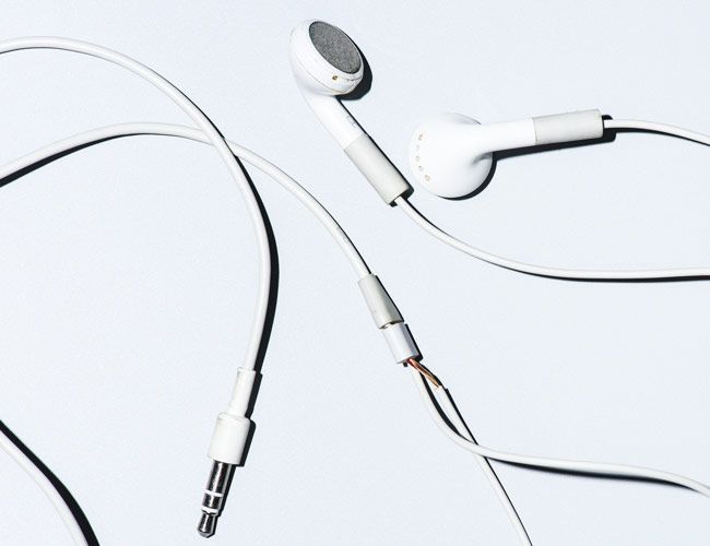 wired earbuds for running