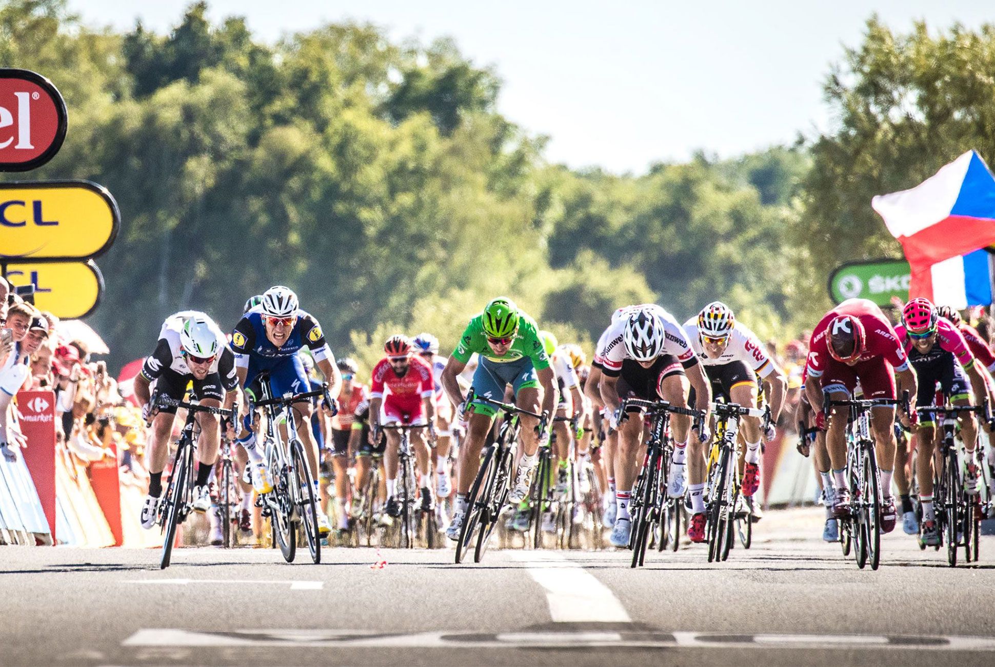 Met pensioen gaan wetenschappelijk systeem Everything You Need to Know About the Tour de France - Gear Patrol
