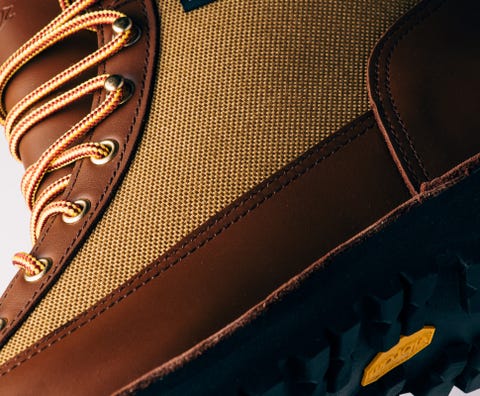 Best-Boots-10.17-Gear-Patrol-Hiking best boots
