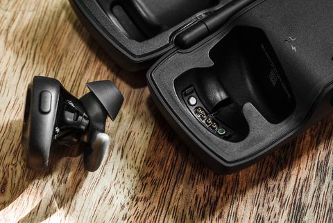 Review: Bose SoundSport Headphones - Gear Patrol