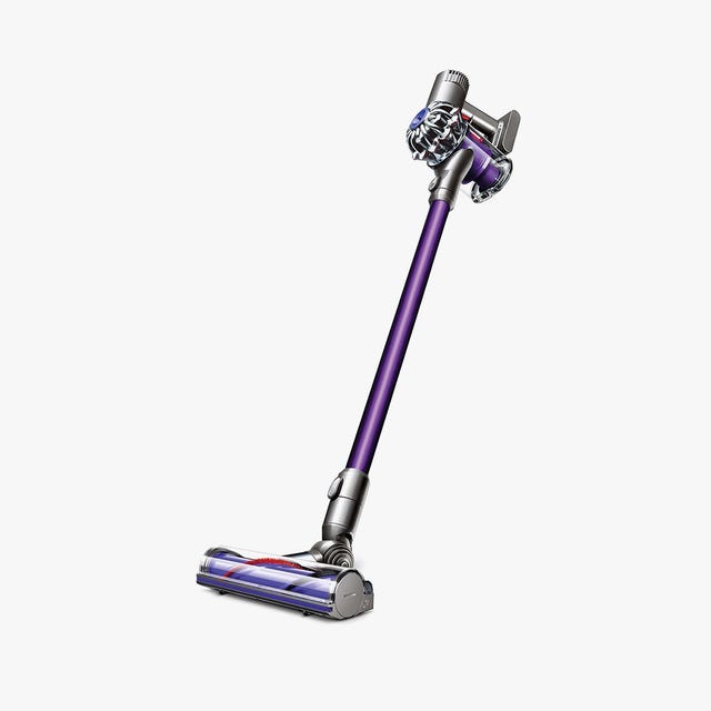 Dyson-Vacuum-gear-patrol-full-lead Dyson-Vacuum-gear-patrol-full-lead