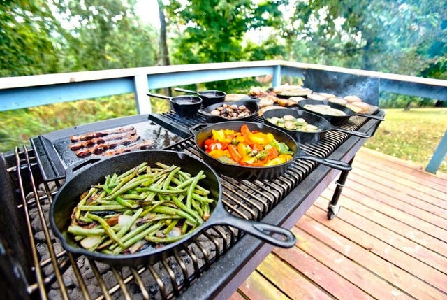 DON-gear-patrol-Lodge-skillet-full-lead