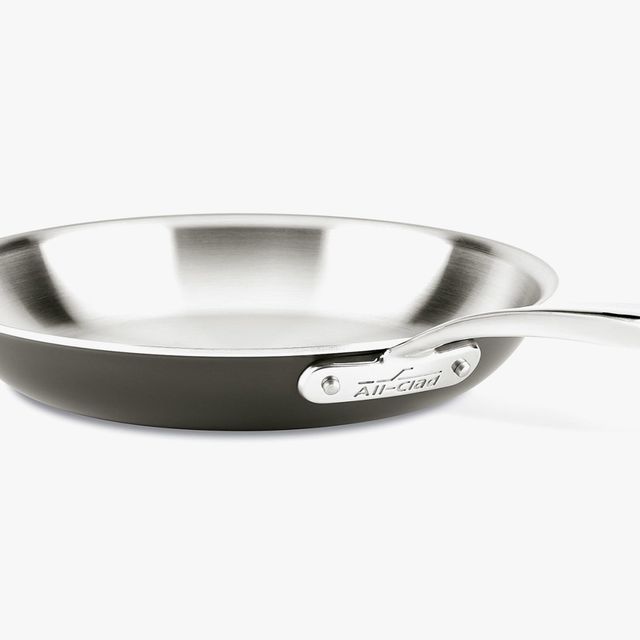 All-Clad-Stainless-Frying-Pan-gear-patrol-full-lead